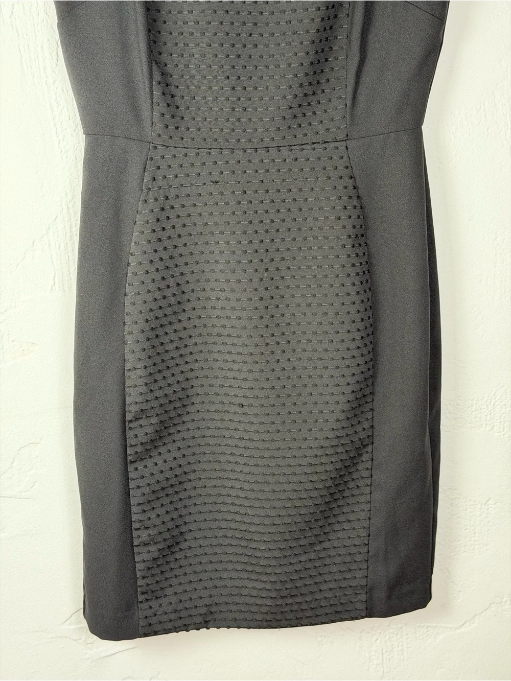 Banana Republic Black Textured Sheath Dress Professional and Classic-4P